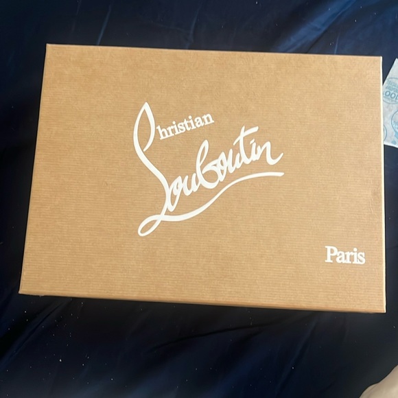 CHRISTIAN LOUBOUTIN
Miss Sab Suede Red Sole Pumps - Picture 1 of 5